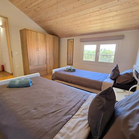 Diamando's Maisonette Ferienhaus *